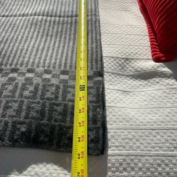 Vintage Fendi Grey and Black Scarf - Picture 4 of 6